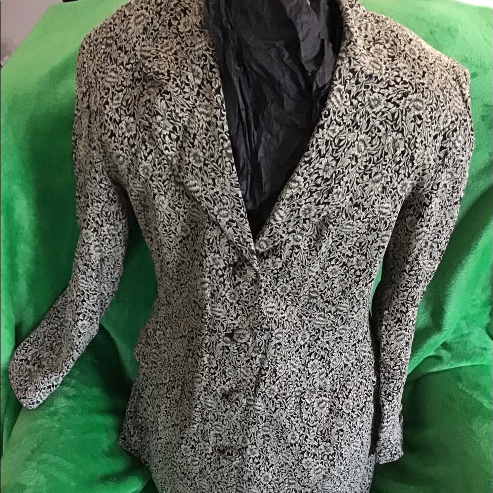 Mystery New York size 14